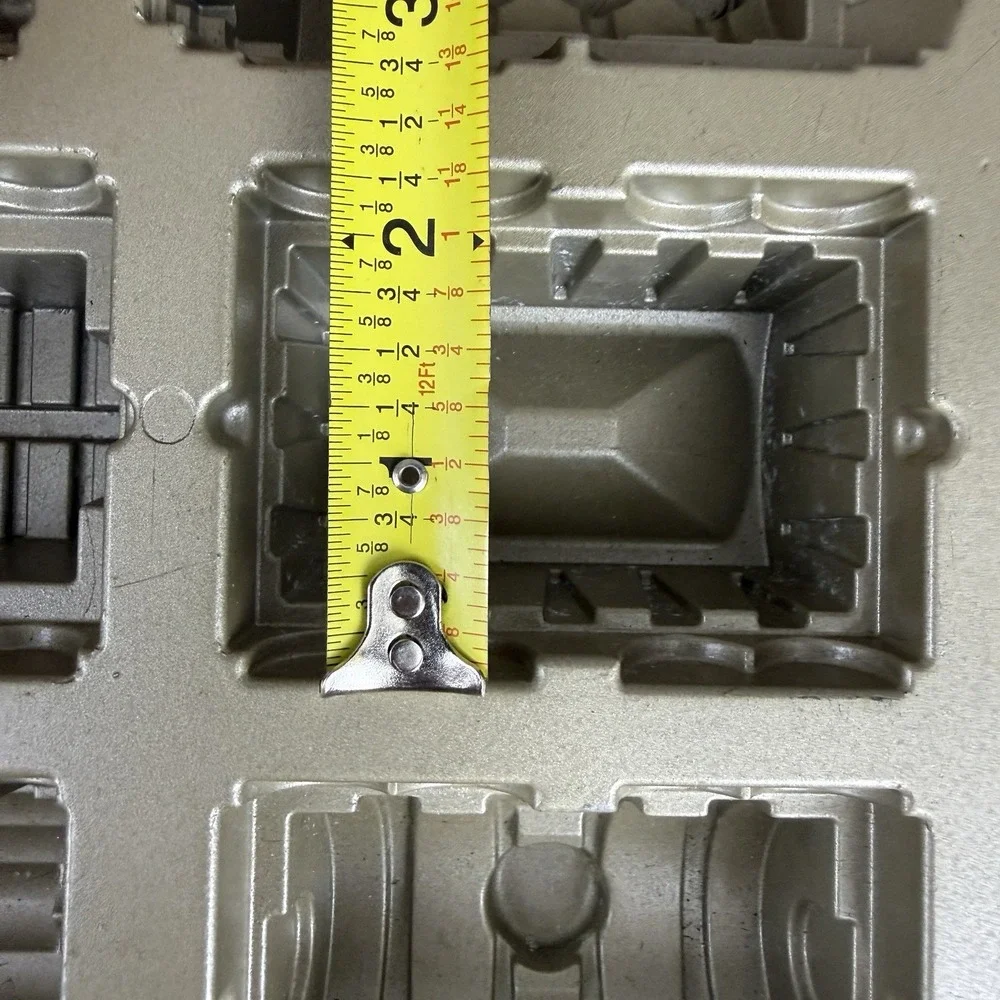 Nordic Ware Train‎ Cakelet Pan 5 Cup Nonstick Cake Mini Bundt 9 Cars